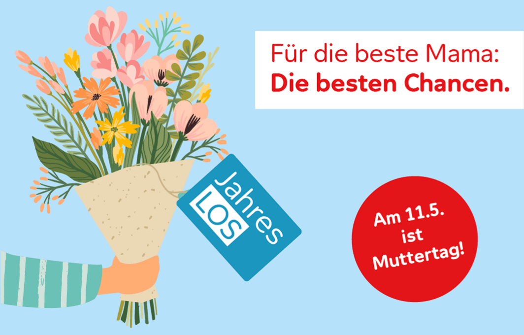 Ein Strauß Blumen, aus dem ein Jahreslos der Aktion Mensch baumelt.