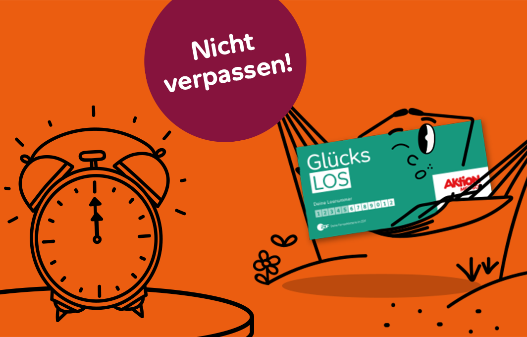 Ein Glücks-Los in einer Hängematte schaut zu einem Wecker.
