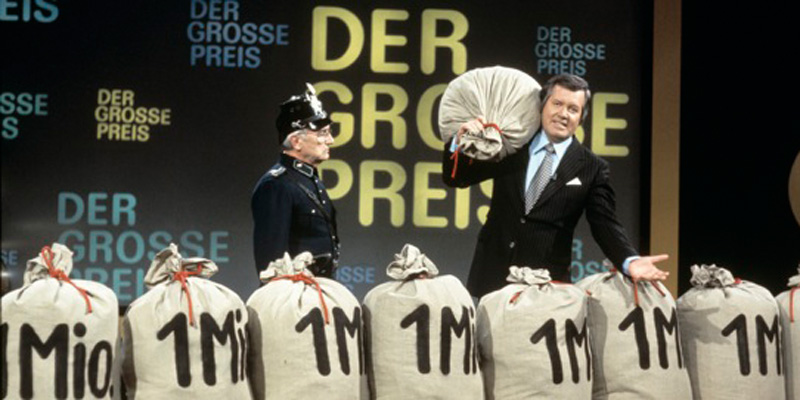 Wim Thoelke am Set von "Der große Preis"